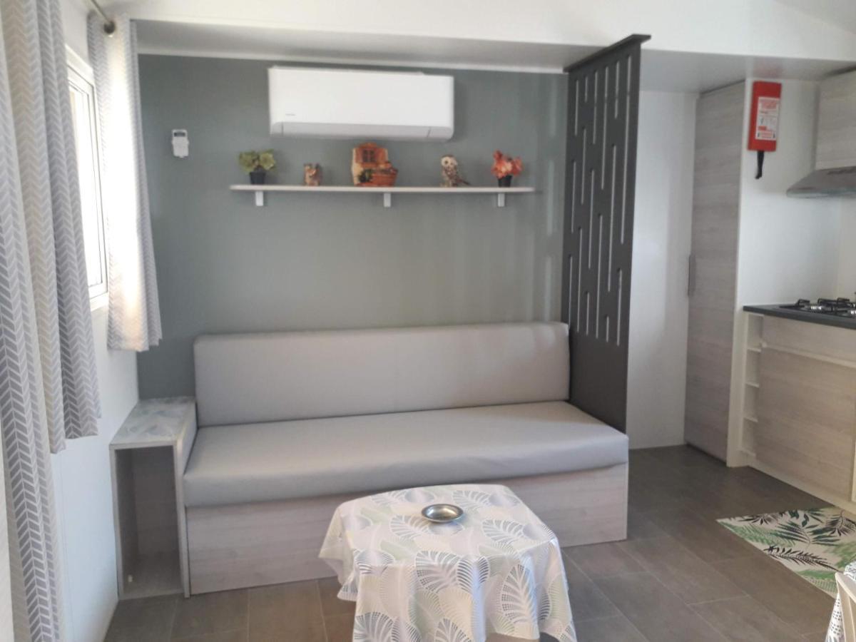 Mobil Home Neuf 2 Chambres 6 Personnes Saint Aygulf Plage Fréjus Exterior foto