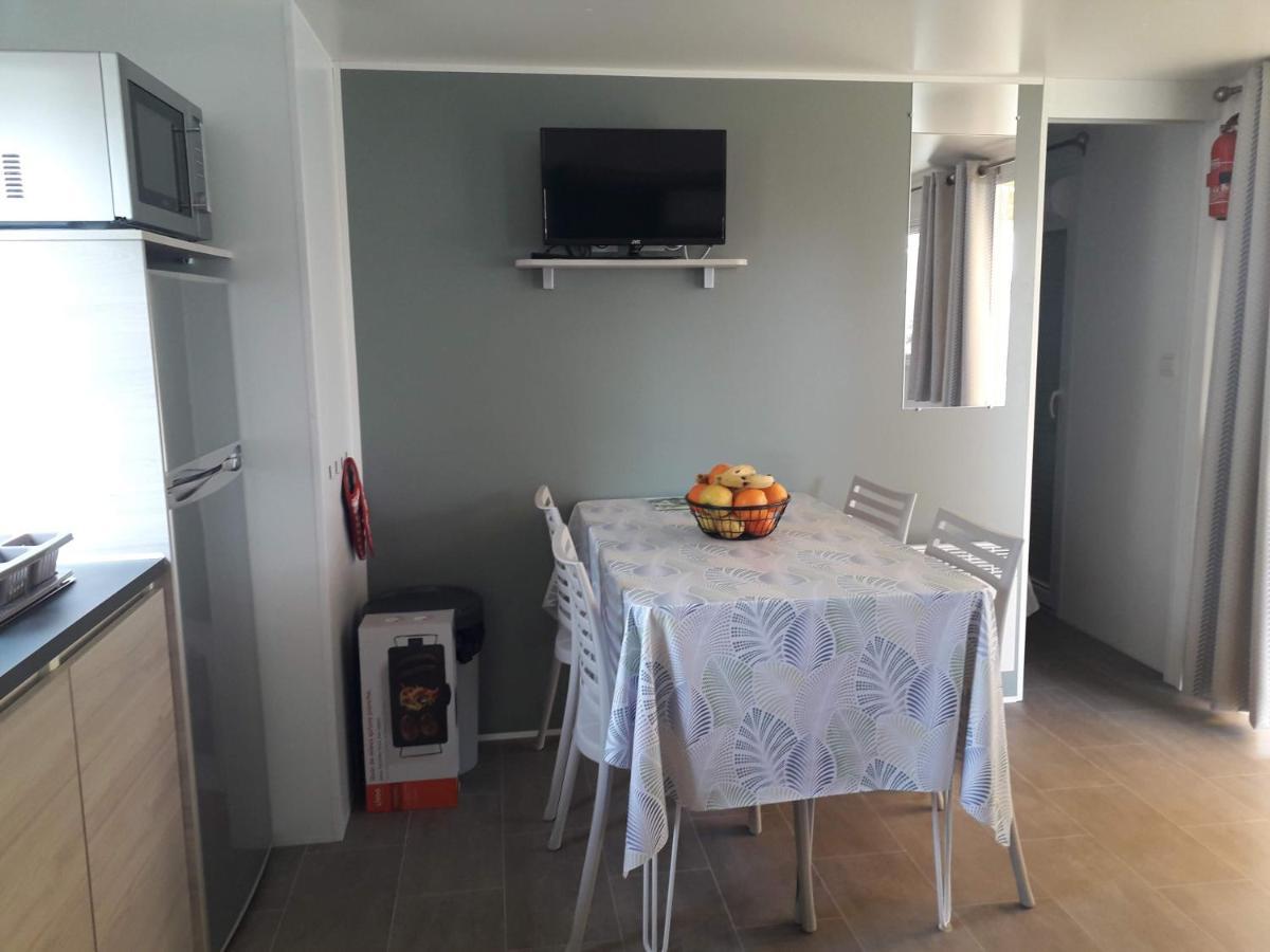 Mobil Home Neuf 2 Chambres 6 Personnes Saint Aygulf Plage Fréjus Exterior foto